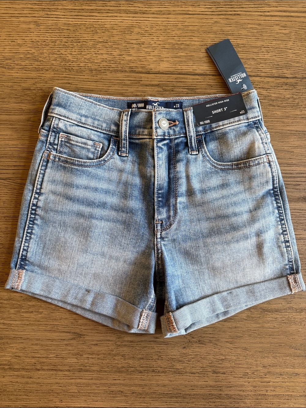 Hollister High Rise Light Wash Cuffed Denim Shorts 3”